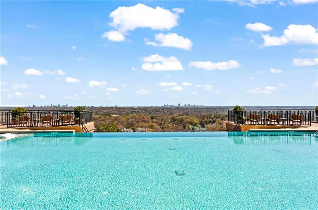 Infinity pool with view of Atlanta skyline