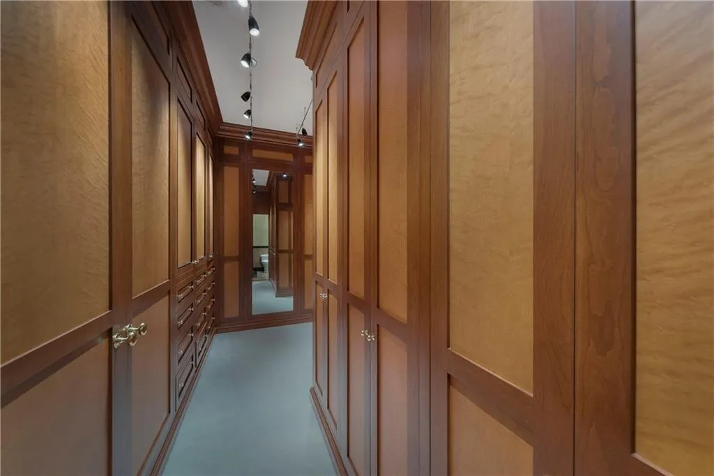 6787 Riverside Drive, Atlanta, Georgia 30328, 5 Bedrooms Bedrooms, ,6 BathroomsBathrooms,Residential,Sold,6787 Riverside Drive,6859510