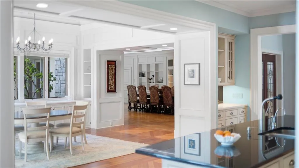 6787 Riverside Drive, Atlanta, Georgia 30328, 5 Bedrooms Bedrooms, ,6 BathroomsBathrooms,Residential,Sold,6787 Riverside Drive,6859510