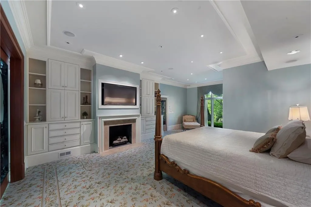 6787 Riverside Drive, Atlanta, Georgia 30328, 5 Bedrooms Bedrooms, ,6 BathroomsBathrooms,Residential,Sold,6787 Riverside Drive,6859510