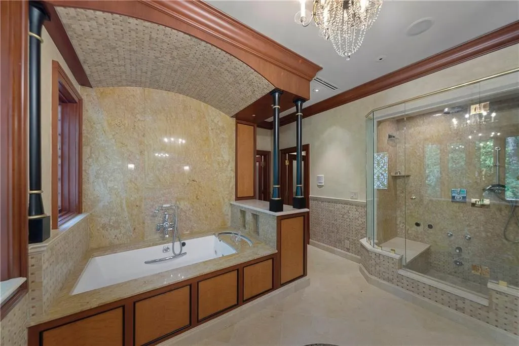 6787 Riverside Drive, Atlanta, Georgia 30328, 5 Bedrooms Bedrooms, ,6 BathroomsBathrooms,Residential,Sold,6787 Riverside Drive,6859510