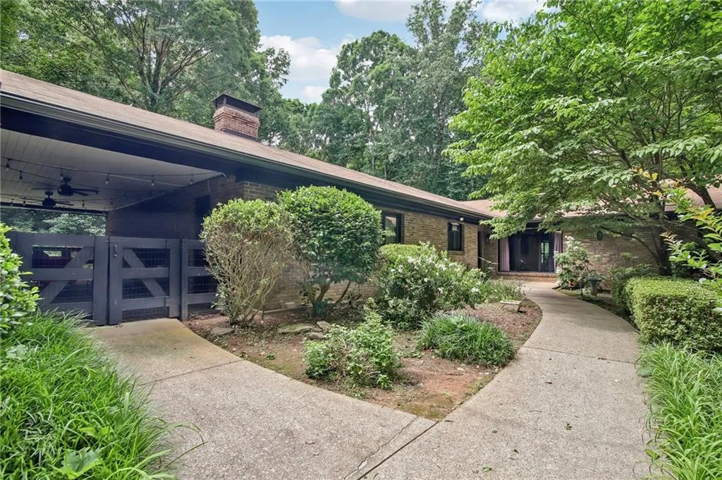 1465 Northwold Drive, Atlanta, Georgia 30350, 5 Bedrooms Bedrooms, ,3 BathroomsBathrooms,Residential,Sold,1465 Northwold Drive,7392610