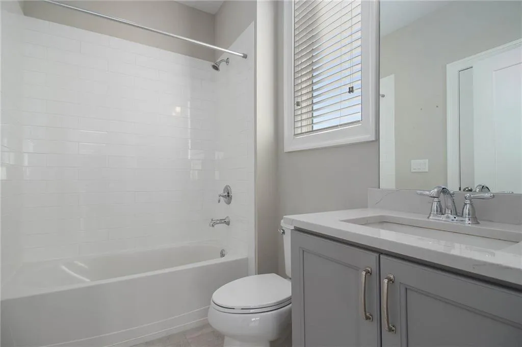 2013 Wheaton Way, Atlanta, Georgia 30328, 3 Bedrooms Bedrooms, ,4 BathroomsBathrooms,Residential,Sold,2013 Wheaton Way,7189173