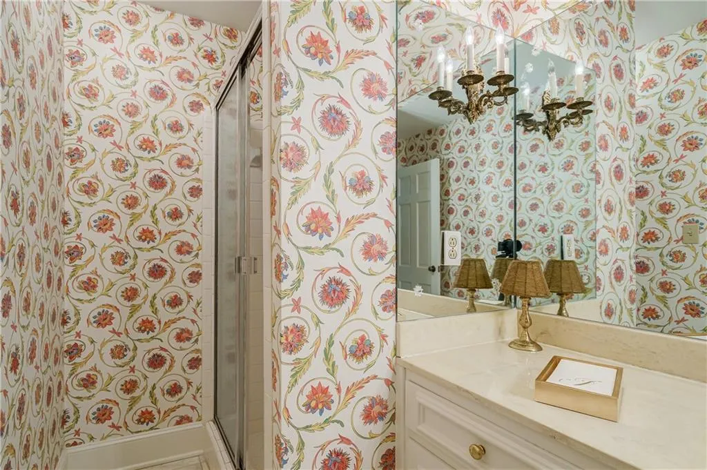 5580 Lake Island Drive, Sandy Springs, Georgia 30327, 4 Bedrooms Bedrooms, ,4 BathroomsBathrooms,Residential,Sold,5580 Lake Island Drive,7225314