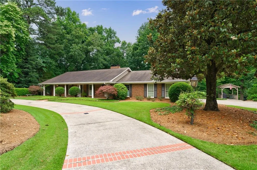 5580 Lake Island Drive, Sandy Springs, Georgia 30327, 4 Bedrooms Bedrooms, ,4 BathroomsBathrooms,Residential,Sold,5580 Lake Island Drive,7225314 5580 Lake Island Drive, Sandy Springs, Georgia 30327, 4 Bedrooms Bedrooms, ,4 BathroomsBathrooms,Residential,Sold,5580 Lake Island Drive,7225314