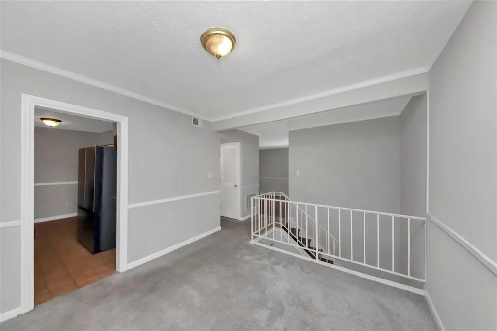 725 Dalrymple Road Unit 4e, Atlanta, Georgia 30328, 3 Bedrooms Bedrooms, ,2 BathroomsBathrooms,Residential,Sold,725 Dalrymple Road Unit 4e,7444537