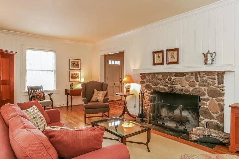 5580 Long Island Drive, Sandy Springs, Georgia 30327, 4 Bedrooms Bedrooms, ,3 BathroomsBathrooms,Residential,Sold,5580 Long Island Drive,5502662