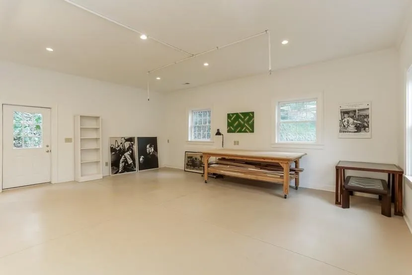5580 Long Island Drive, Sandy Springs, Georgia 30327, 4 Bedrooms Bedrooms, ,3 BathroomsBathrooms,Residential,Sold,5580 Long Island Drive,5502662