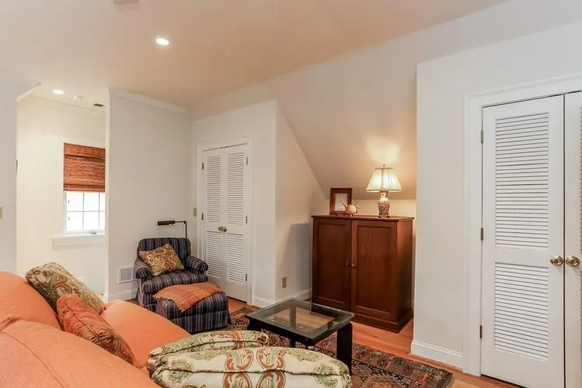 5580 Long Island Drive, Sandy Springs, Georgia 30327, 4 Bedrooms Bedrooms, ,3 BathroomsBathrooms,Residential,Sold,5580 Long Island Drive,5502662