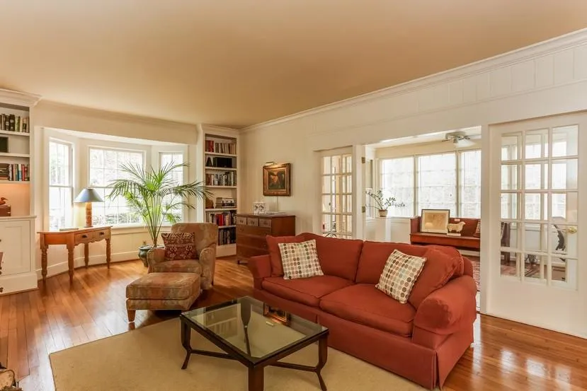 5580 Long Island Drive, Sandy Springs, Georgia 30327, 4 Bedrooms Bedrooms, ,3 BathroomsBathrooms,Residential,Sold,5580 Long Island Drive,5502662