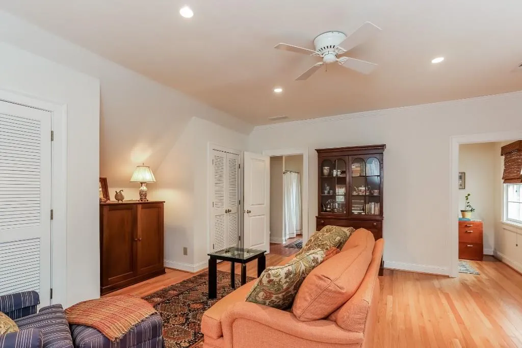 5580 Long Island Drive, Sandy Springs, Georgia 30327, 4 Bedrooms Bedrooms, ,3 BathroomsBathrooms,Residential,Sold,5580 Long Island Drive,5502662
