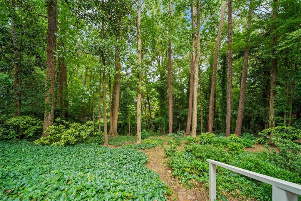 500 Tanacrest Drive, Atlanta, Georgia 30328, 4 Bedrooms Bedrooms, ,3 BathroomsBathrooms,Residential,For Sale,500 Tanacrest Drive,7634166