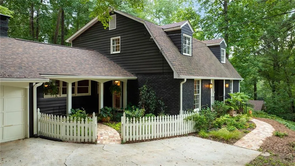 500 Tanacrest Drive, Atlanta, Georgia 30328, 4 Bedrooms Bedrooms, ,3 BathroomsBathrooms,Residential,For Sale,500 Tanacrest Drive,7634166