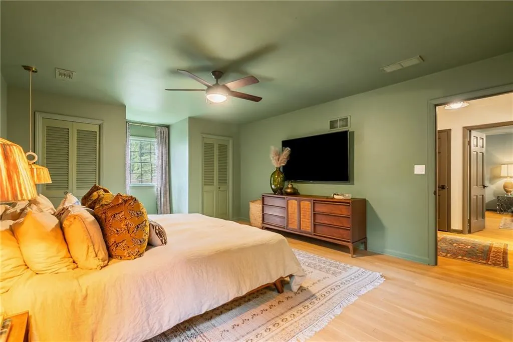 500 Tanacrest Drive, Atlanta, Georgia 30328, 4 Bedrooms Bedrooms, ,3 BathroomsBathrooms,Residential,For Sale,500 Tanacrest Drive,7634166
