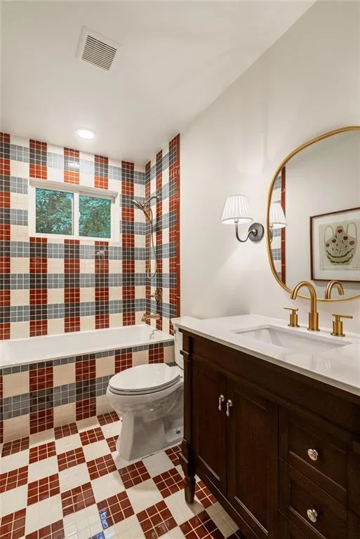 500 Tanacrest Drive, Atlanta, Georgia 30328, 4 Bedrooms Bedrooms, ,3 BathroomsBathrooms,Residential,For Sale,500 Tanacrest Drive,7634166