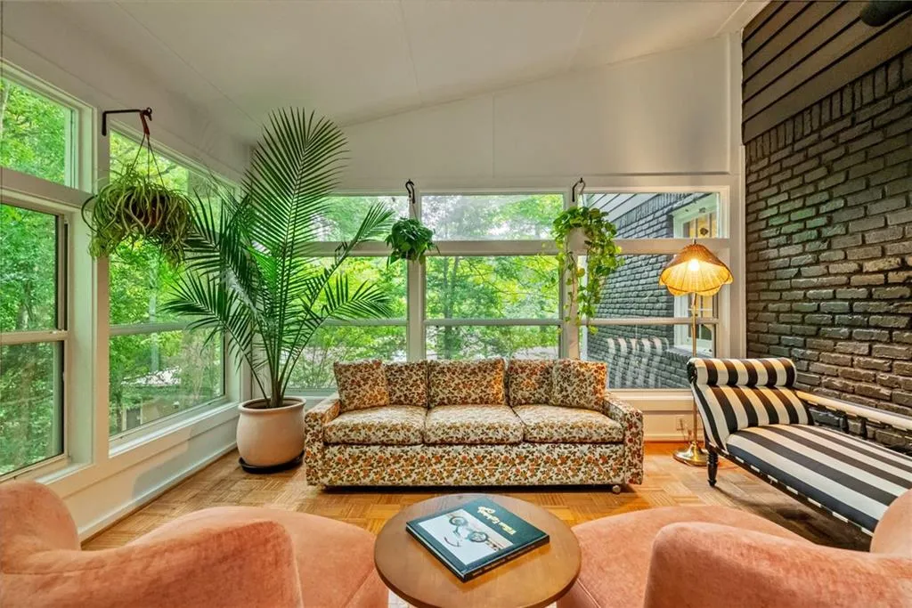 500 Tanacrest Drive, Atlanta, Georgia 30328, 4 Bedrooms Bedrooms, ,3 BathroomsBathrooms,Residential,For Sale,500 Tanacrest Drive,7634166