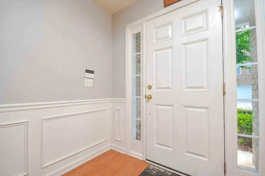 3846 Chattahoochee Summit Drive Se, Atlanta, Georgia 30339, 3 Bedrooms Bedrooms, ,2 BathroomsBathrooms,Residential,Sold,3846 Chattahoochee Summit Drive Se,5883835