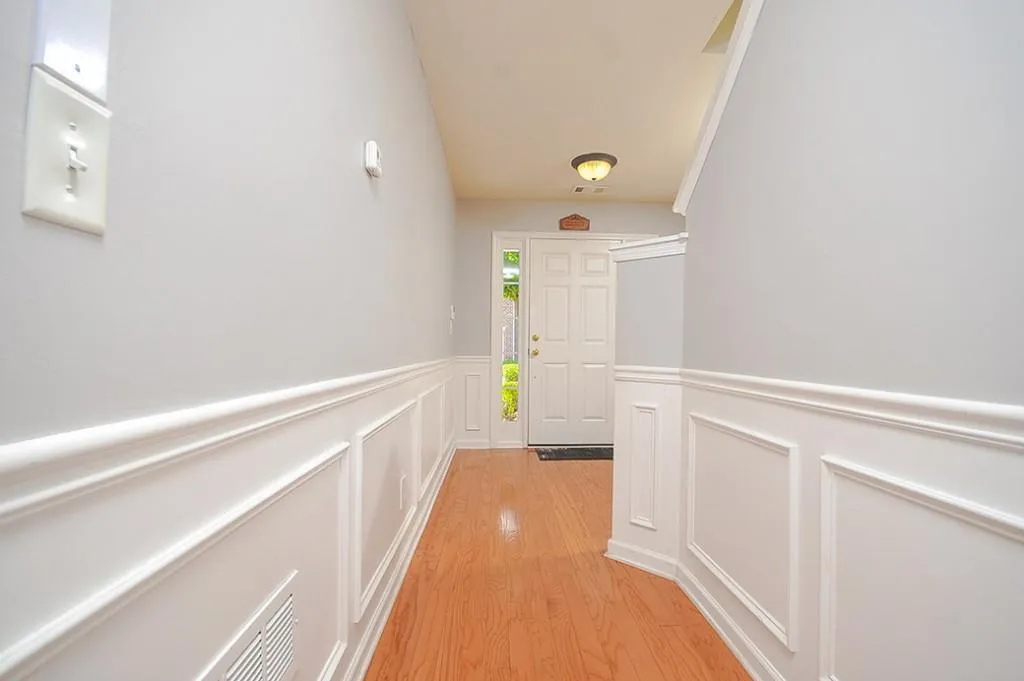 3846 Chattahoochee Summit Drive Se, Atlanta, Georgia 30339, 3 Bedrooms Bedrooms, ,2 BathroomsBathrooms,Residential,Sold,3846 Chattahoochee Summit Drive Se,5883835