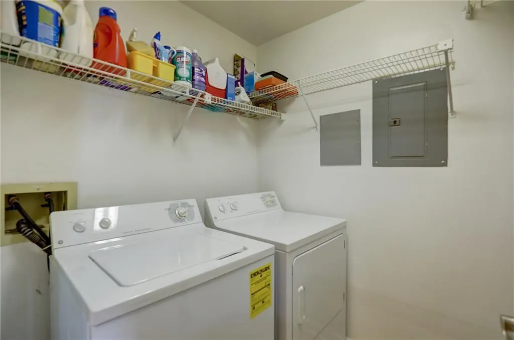 795 Hammond Drive Unit 2308, Sandy Springs, Georgia 30328, 2 Bedrooms Bedrooms, ,2 BathroomsBathrooms,Residential,Sold,795 Hammond Drive Unit 2308,6888285