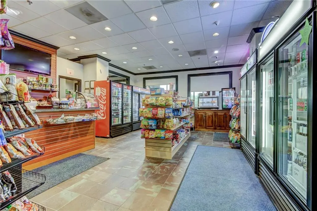 795 Hammond Drive Unit 2308, Sandy Springs, Georgia 30328, 2 Bedrooms Bedrooms, ,2 BathroomsBathrooms,Residential,Sold,795 Hammond Drive Unit 2308,6888285