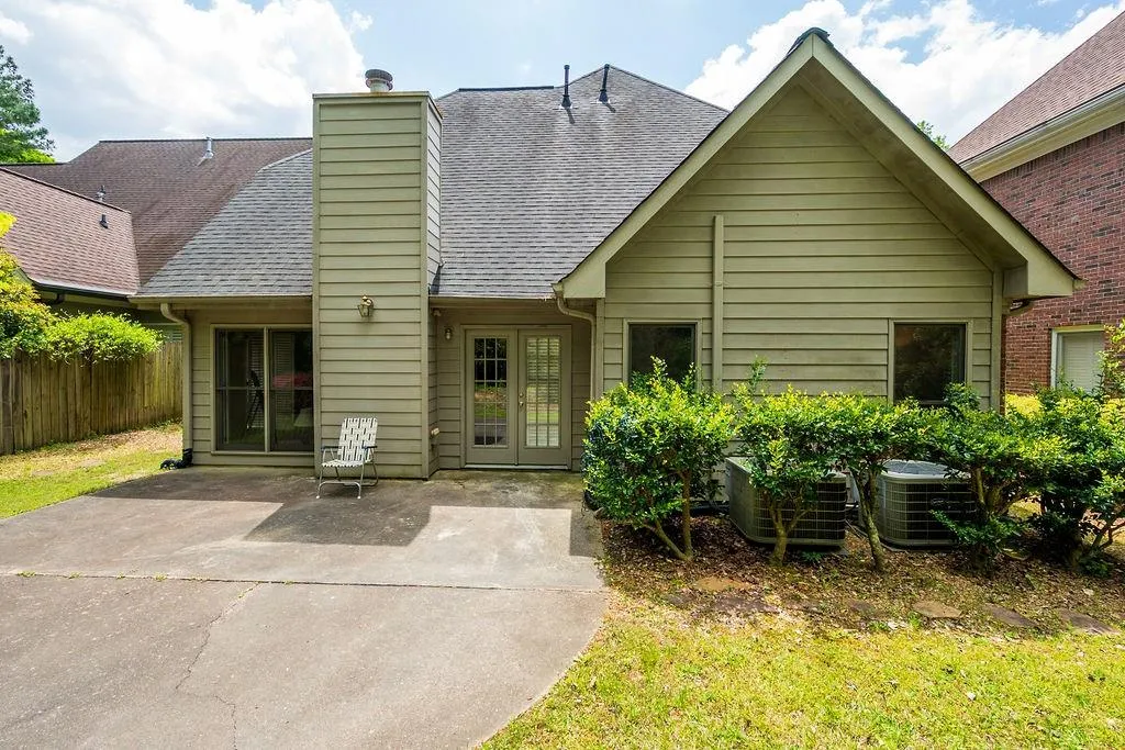 37 Westfair Court, Atlanta, Georgia 30328, 3 Bedrooms Bedrooms, ,2 BathroomsBathrooms,Residential,For Sale,37 Westfair Court,7689179