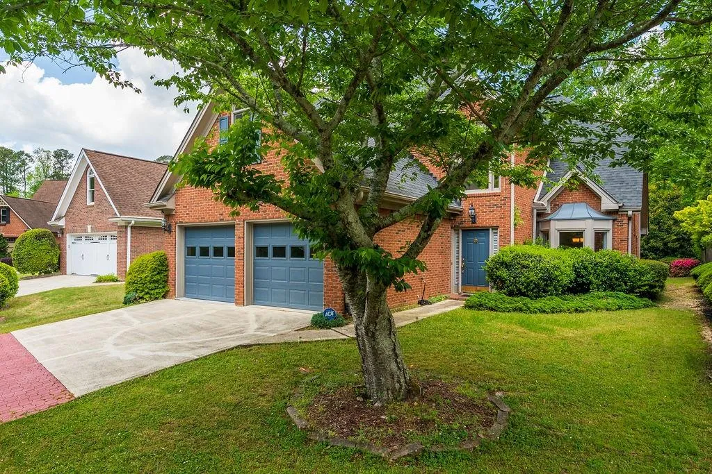 37 Westfair Court, Atlanta, Georgia 30328, 3 Bedrooms Bedrooms, ,2 BathroomsBathrooms,Residential,For Sale,37 Westfair Court,7689179