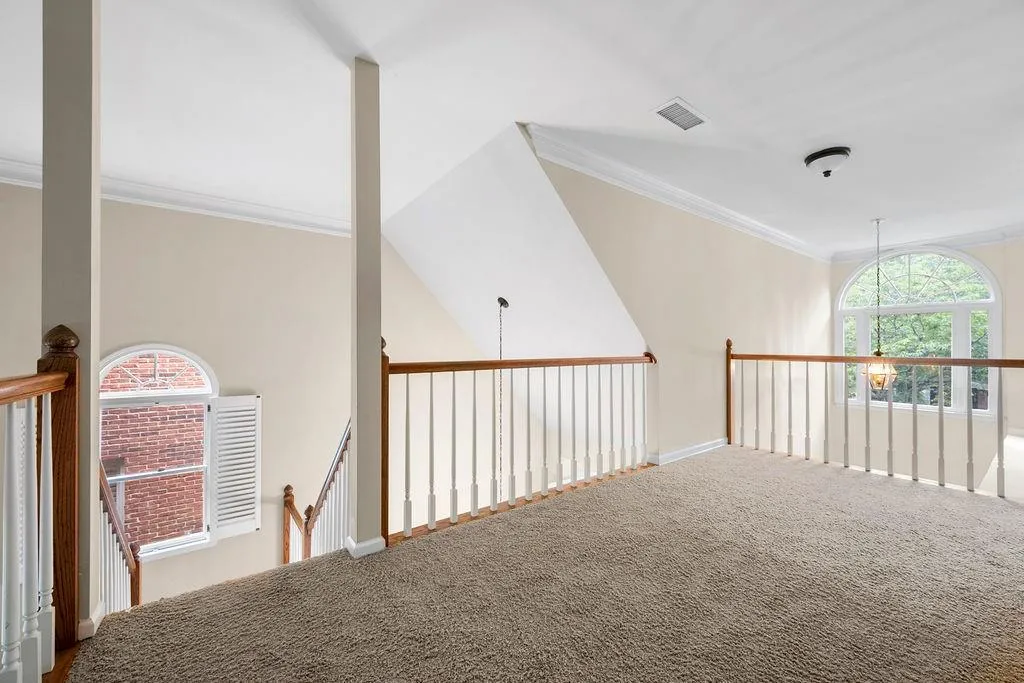 37 Westfair Court, Atlanta, Georgia 30328, 3 Bedrooms Bedrooms, ,2 BathroomsBathrooms,Residential,For Sale,37 Westfair Court,7689179