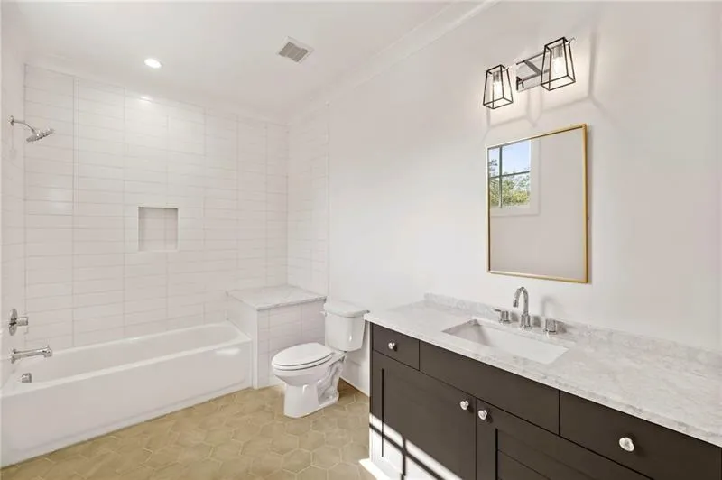 1074 Moores Mill Road Nw, Atlanta, Georgia 30327, 5 Bedrooms Bedrooms, ,5 BathroomsBathrooms,Residential,For Sale,1074 Moores Mill Road Nw,7550652