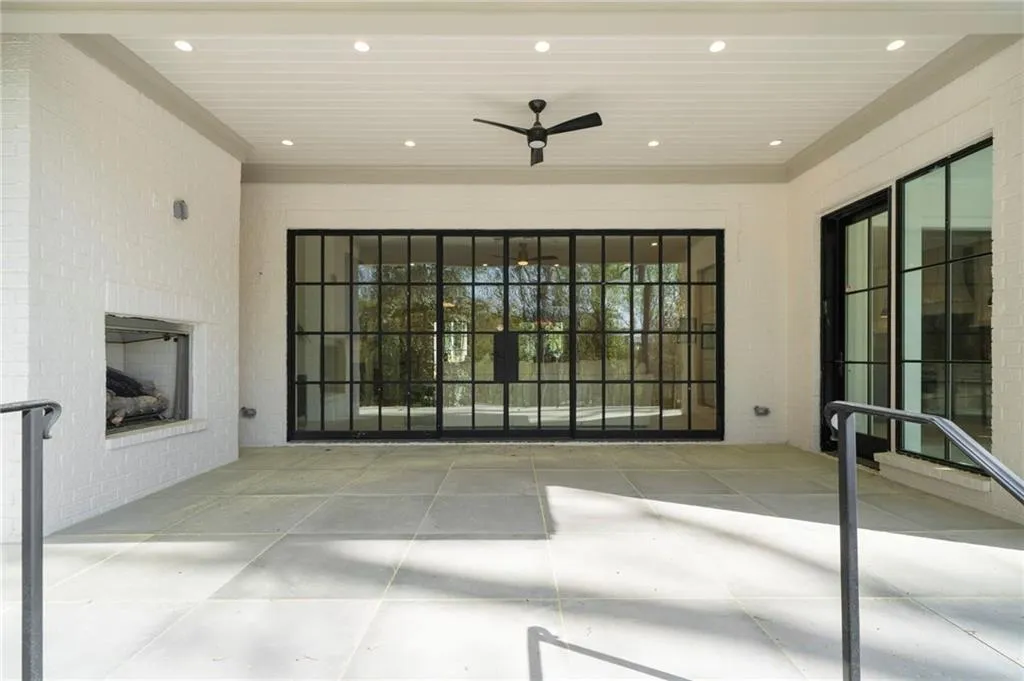 1074 Moores Mill Road Nw, Atlanta, Georgia 30327, 5 Bedrooms Bedrooms, ,5 BathroomsBathrooms,Residential,For Sale,1074 Moores Mill Road Nw,7550652