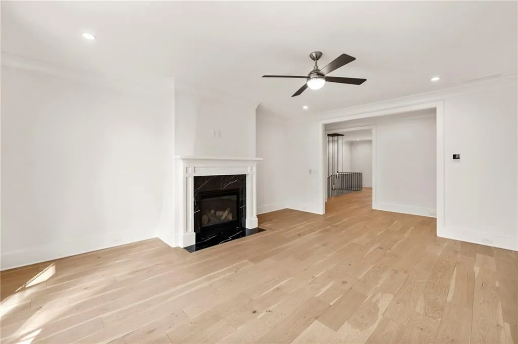 1074 Moores Mill Road Nw, Atlanta, Georgia 30327, 5 Bedrooms Bedrooms, ,5 BathroomsBathrooms,Residential,For Sale,1074 Moores Mill Road Nw,7550652
