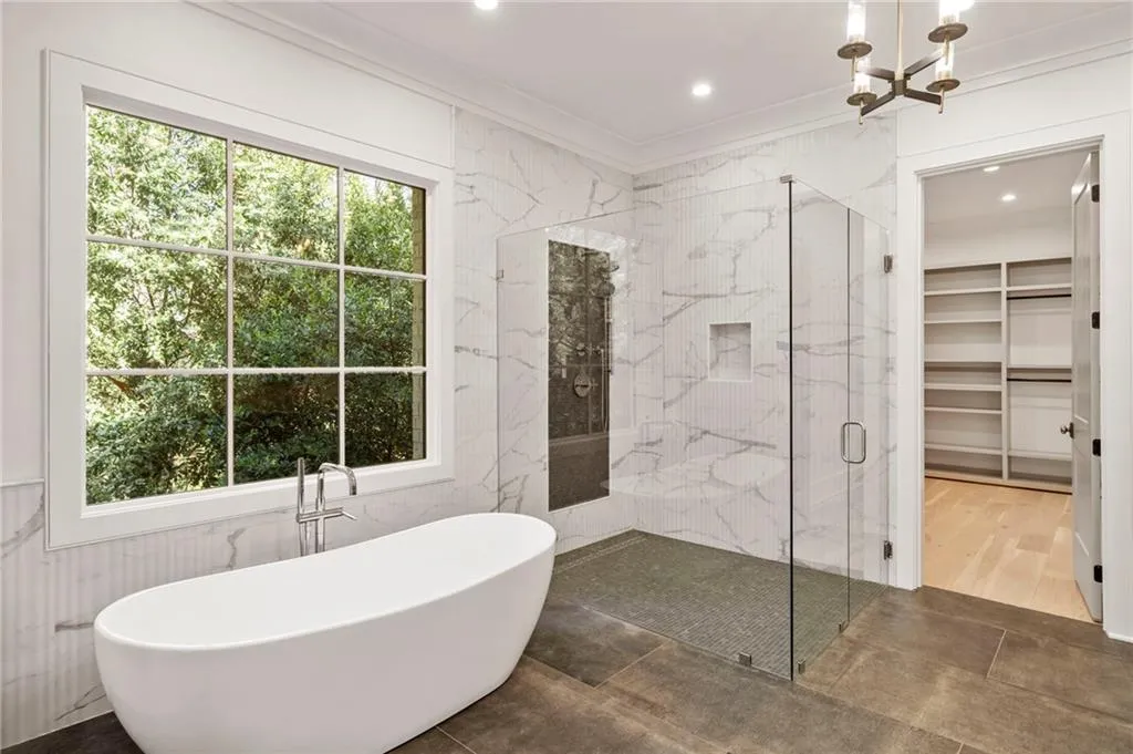 1074 Moores Mill Road Nw, Atlanta, Georgia 30327, 5 Bedrooms Bedrooms, ,5 BathroomsBathrooms,Residential,For Sale,1074 Moores Mill Road Nw,7550652