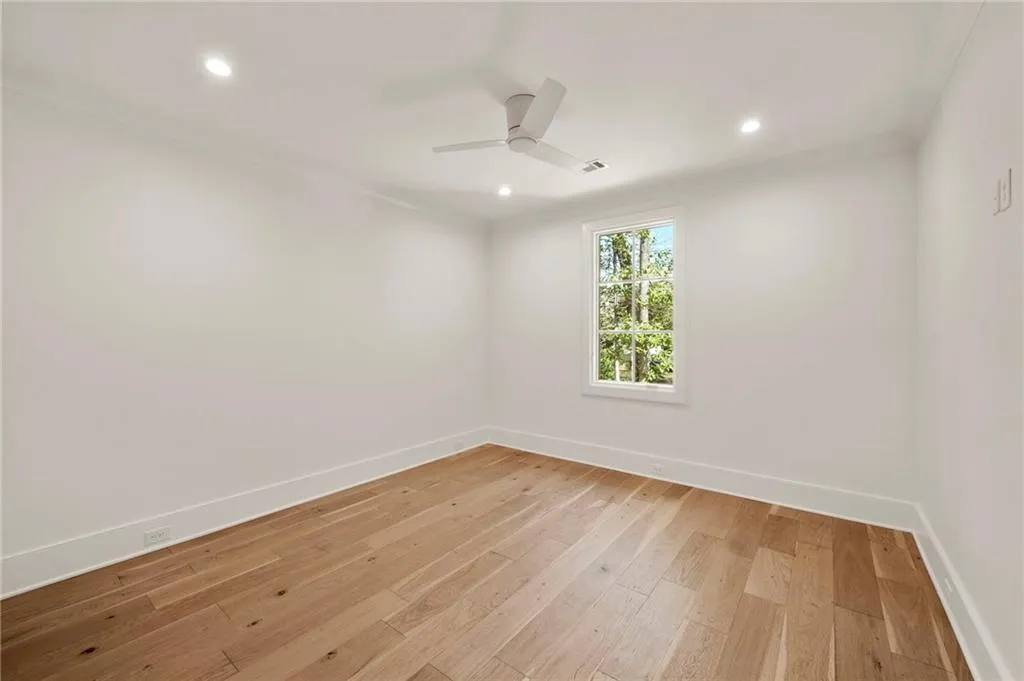 1074 Moores Mill Road Nw, Atlanta, Georgia 30327, 5 Bedrooms Bedrooms, ,5 BathroomsBathrooms,Residential,For Sale,1074 Moores Mill Road Nw,7550652