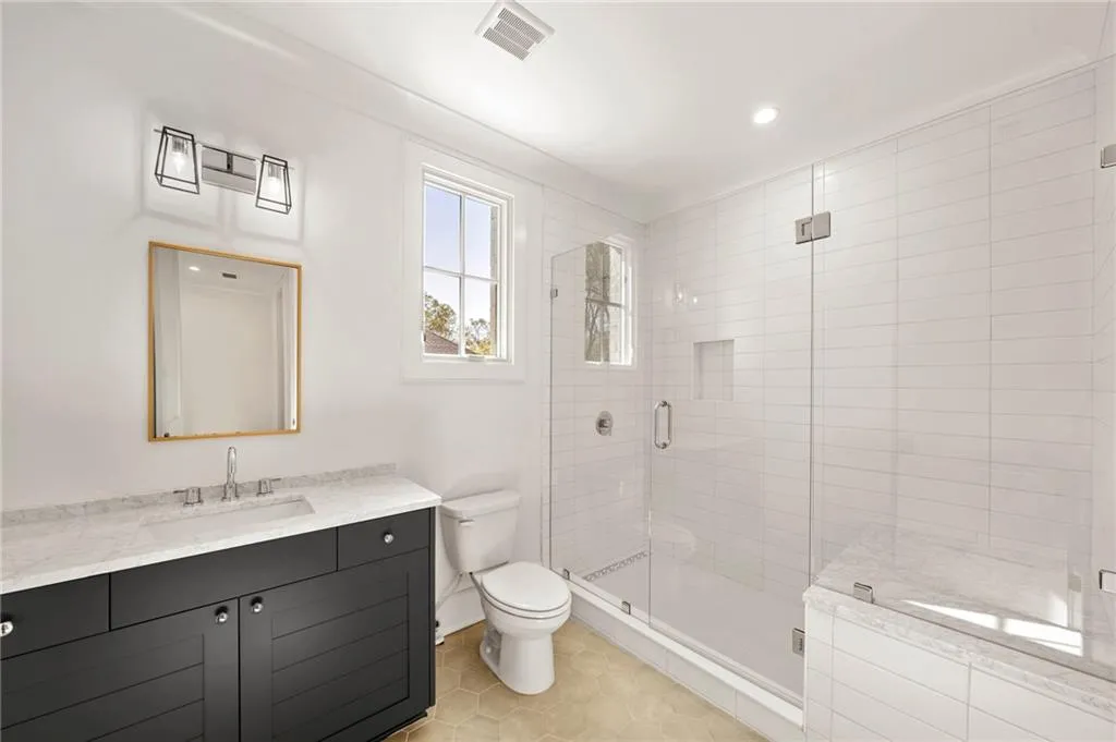 1074 Moores Mill Road Nw, Atlanta, Georgia 30327, 5 Bedrooms Bedrooms, ,5 BathroomsBathrooms,Residential,For Sale,1074 Moores Mill Road Nw,7550652