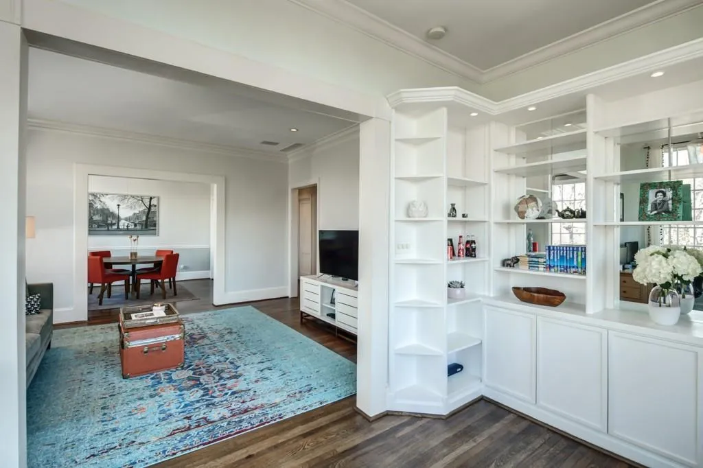 1 S Prado Ne Unit 4a, Atlanta, Georgia 30309, 2 Bedrooms Bedrooms, ,2 BathroomsBathrooms,Residential,Sold,1 S Prado Ne Unit 4a,5958936