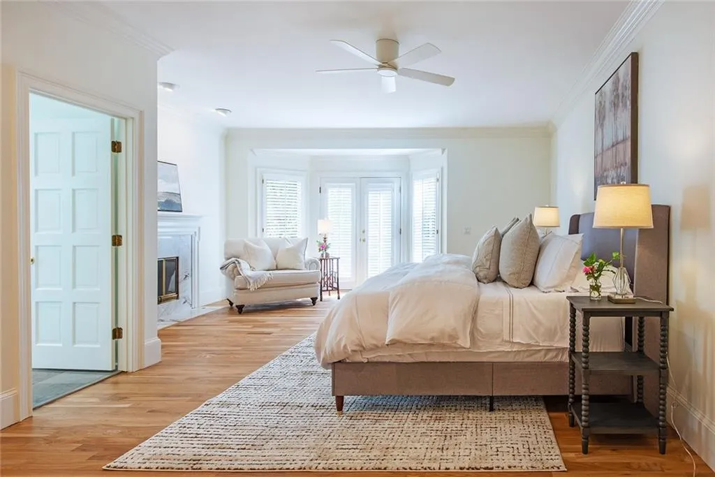 1440 N Riverside Circle, Atlanta, Georgia 30328, 5 Bedrooms Bedrooms, ,5 BathroomsBathrooms,Residential,Sold,1440 N Riverside Circle,7448017