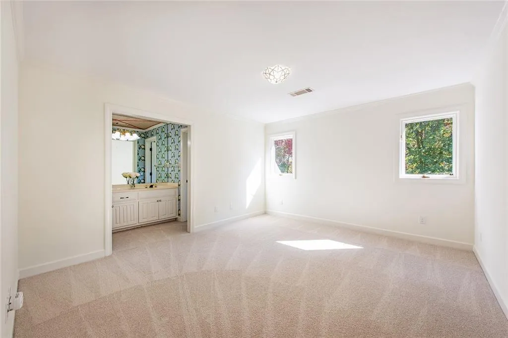 1440 N Riverside Circle, Atlanta, Georgia 30328, 5 Bedrooms Bedrooms, ,5 BathroomsBathrooms,Residential,Sold,1440 N Riverside Circle,7448017