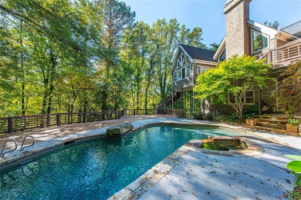 1440 N Riverside Circle, Atlanta, Georgia 30328, 5 Bedrooms Bedrooms, ,5 BathroomsBathrooms,Residential,Sold,1440 N Riverside Circle,7448017