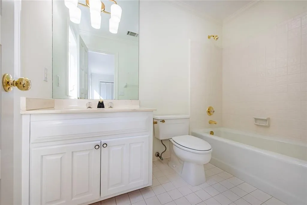 1440 N Riverside Circle, Atlanta, Georgia 30328, 5 Bedrooms Bedrooms, ,5 BathroomsBathrooms,Residential,Sold,1440 N Riverside Circle,7448017