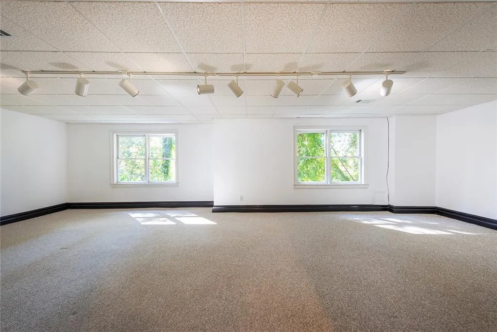 1440 N Riverside Circle, Atlanta, Georgia 30328, 5 Bedrooms Bedrooms, ,5 BathroomsBathrooms,Residential,Sold,1440 N Riverside Circle,7448017