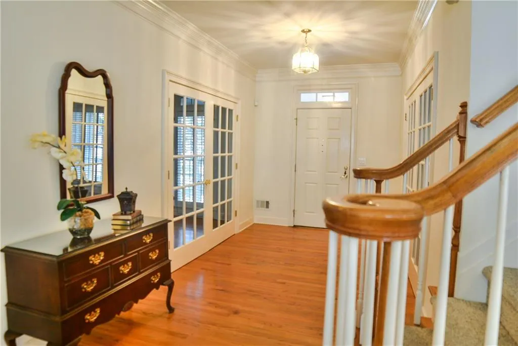 2301 Valley Brook Way Ne, Brookhaven, Georgia 30319, 5 Bedrooms Bedrooms, ,5 BathroomsBathrooms,Residential,Sold,2301 Valley Brook Way Ne,5831410