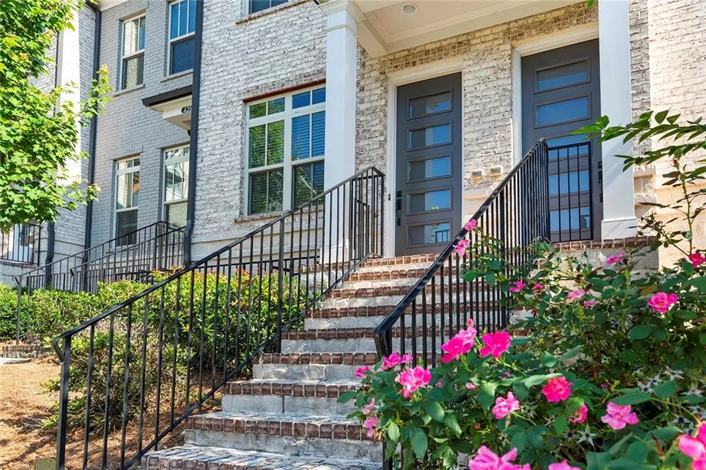 4356 Parkside Place, Atlanta, Georgia 30342, 2 Bedrooms Bedrooms, ,2 BathroomsBathrooms,Residential,Sold,4356 Parkside Place,7259328