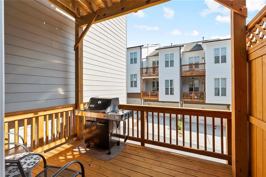 4356 Parkside Place, Atlanta, Georgia 30342, 2 Bedrooms Bedrooms, ,2 BathroomsBathrooms,Residential,Sold,4356 Parkside Place,7259328