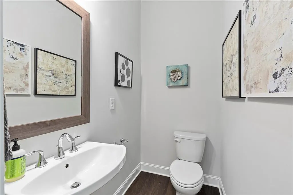 4356 Parkside Place, Atlanta, Georgia 30342, 2 Bedrooms Bedrooms, ,2 BathroomsBathrooms,Residential,Sold,4356 Parkside Place,7259328