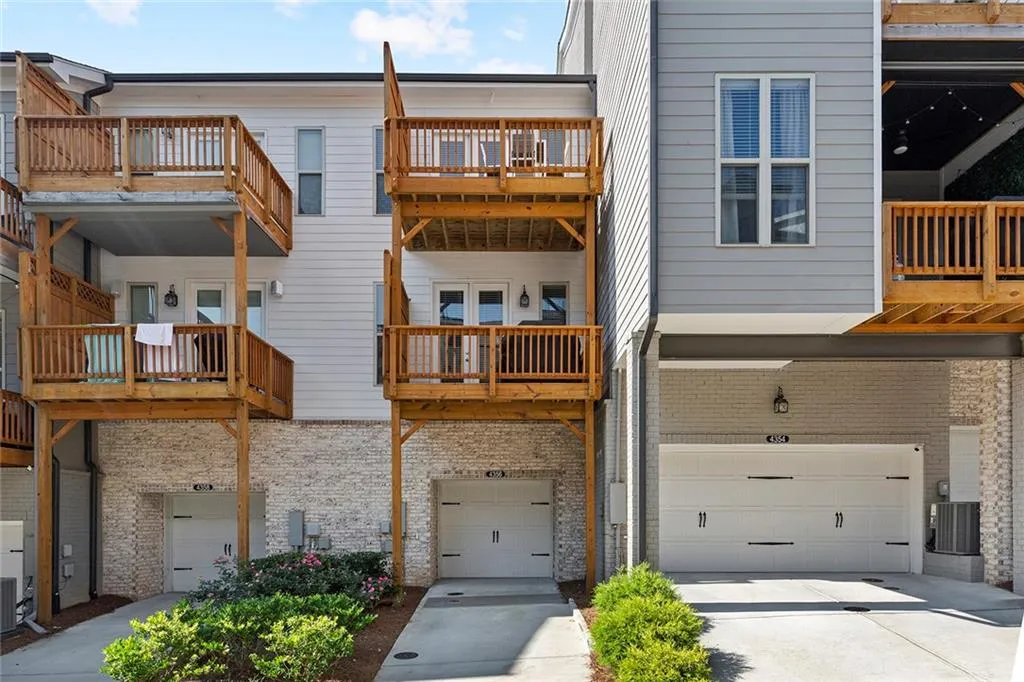 4356 Parkside Place, Atlanta, Georgia 30342, 2 Bedrooms Bedrooms, ,2 BathroomsBathrooms,Residential,Sold,4356 Parkside Place,7259328