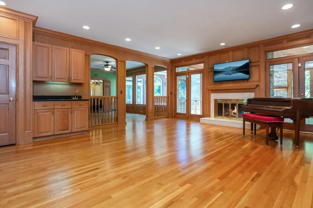 Atlanta, Georgia 30327, 5 Bedrooms Bedrooms, ,5 BathroomsBathrooms,Residential,Sold,7707752