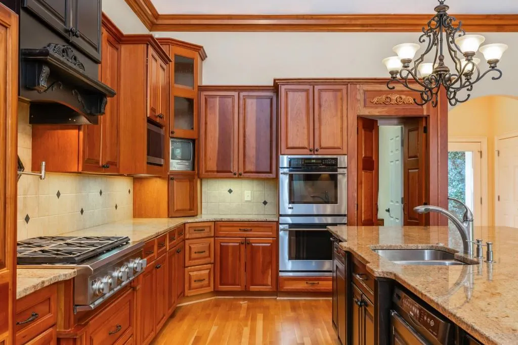 Atlanta, Georgia 30327, 5 Bedrooms Bedrooms, ,5 BathroomsBathrooms,Residential,Sold,7707752