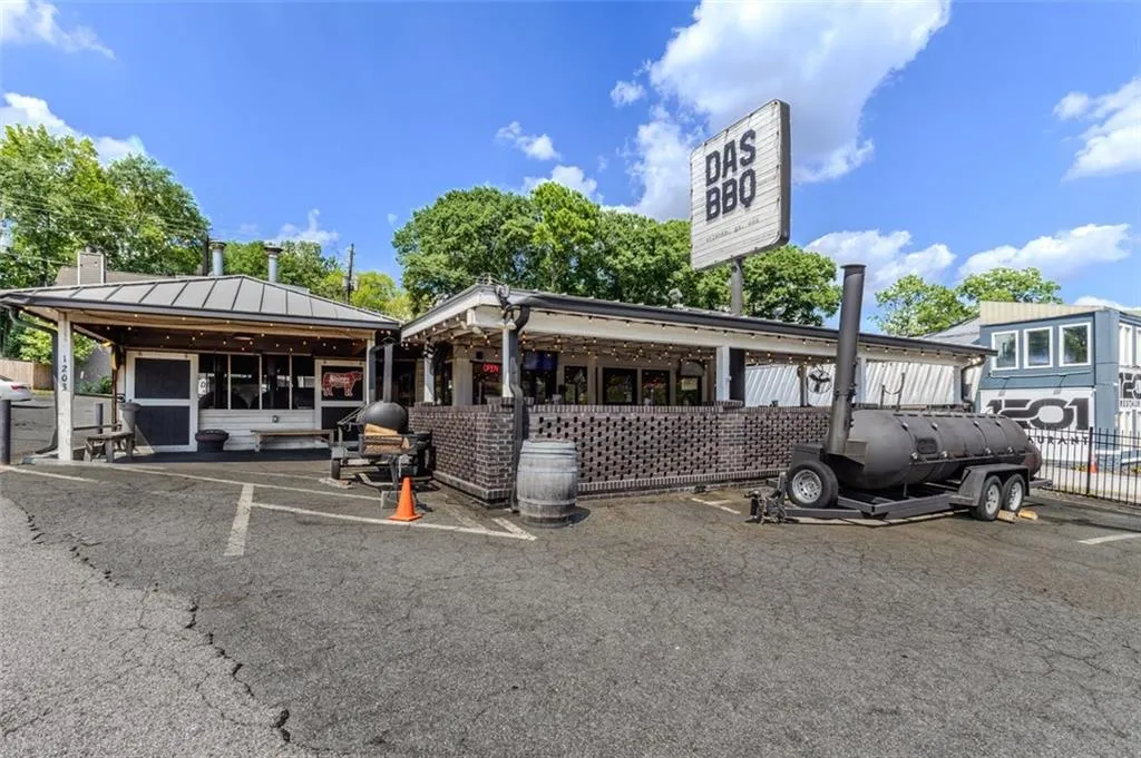 1101 Collier Road Nw Unit N4, Atlanta, Georgia 30318, 2 Bedrooms Bedrooms, ,2 BathroomsBathrooms,Residential,For Sale,1101 Collier Road Nw Unit N4,7642322