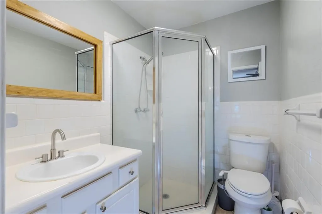 1101 Collier Road Nw Unit N4, Atlanta, Georgia 30318, 2 Bedrooms Bedrooms, ,2 BathroomsBathrooms,Residential,For Sale,1101 Collier Road Nw Unit N4,7642322