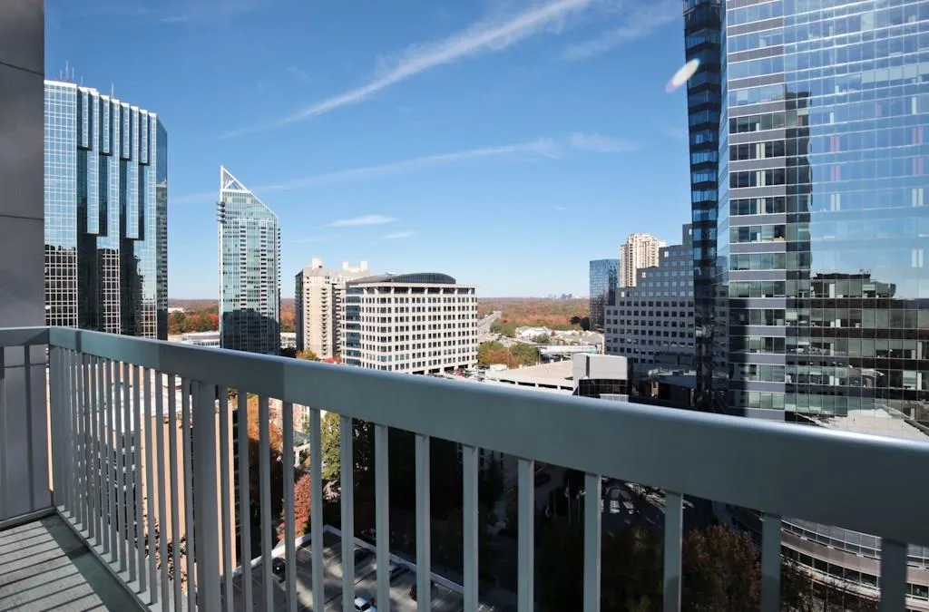 3324 Peachtree Road Ne Unit 1315, Atlanta, Georgia 30326, 1 Bedroom Bedrooms, ,1 BathroomBathrooms,Residential,Sold,3324 Peachtree Road Ne Unit 1315,5779258