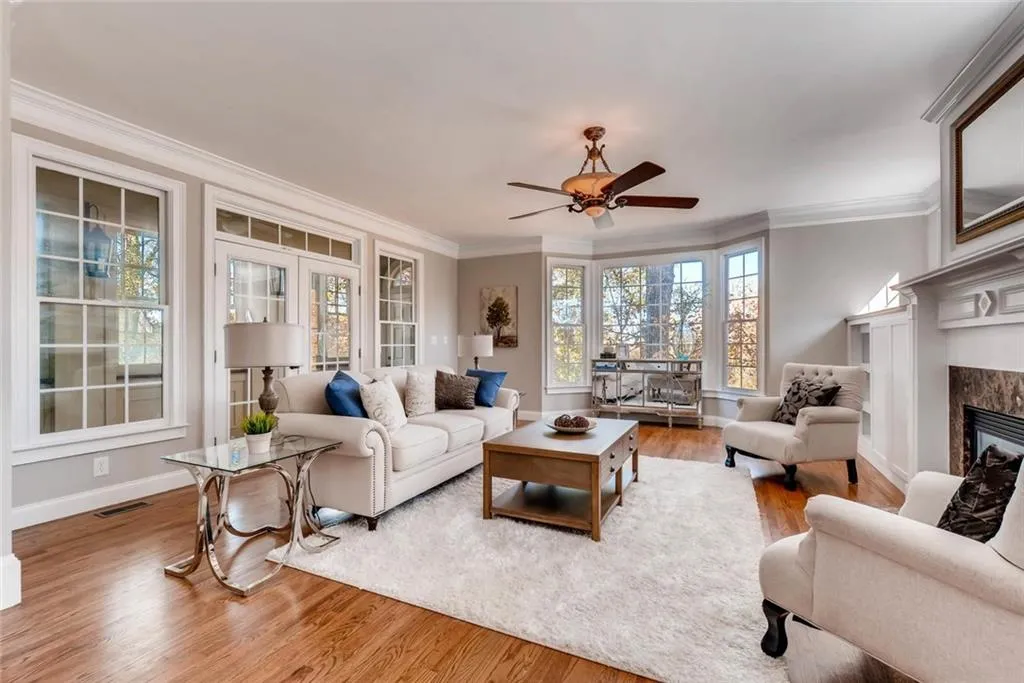 1173 Davis Place Nw Unit L, Atlanta, Georgia 30318, 4 Bedrooms Bedrooms, ,3 BathroomsBathrooms,Residential,Sold,1173 Davis Place Nw Unit L,5922038
